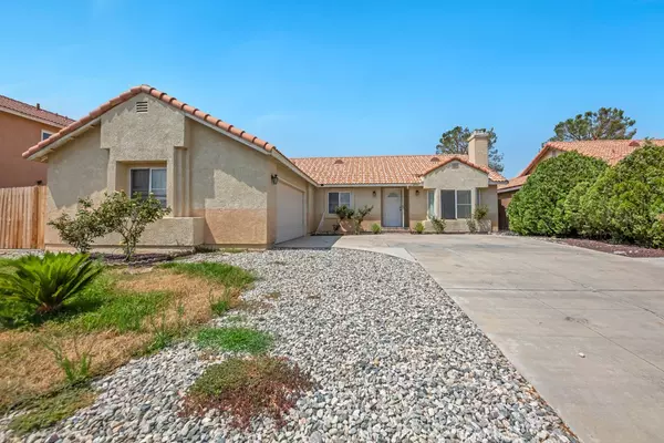 5711 Opal AVE, Palmdale, CA 93552