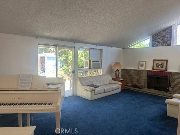 Winnetka, CA 91306,20801 Keswick ST