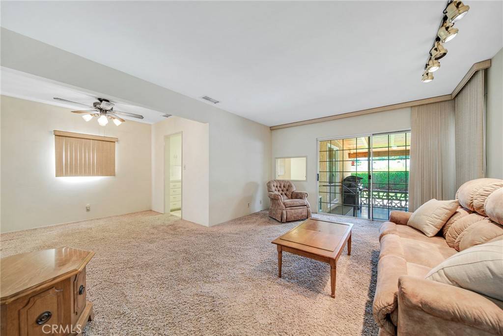 Mission Hills (san Fernando), CA 91345,15256 Clymer ST