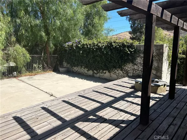 Agoura Hills, CA 91301,29701 Canwood ST