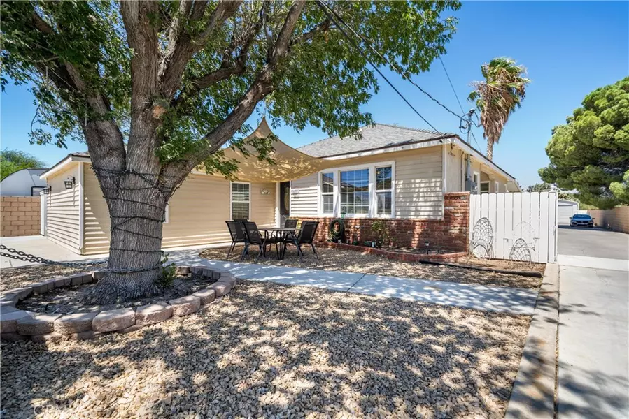 3111 W Avenue L8, Lancaster, CA 93536