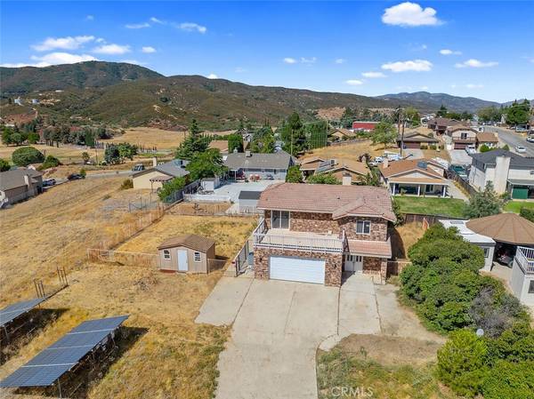 Lake Hughes, CA 93532,42651 Beaverbrook DR