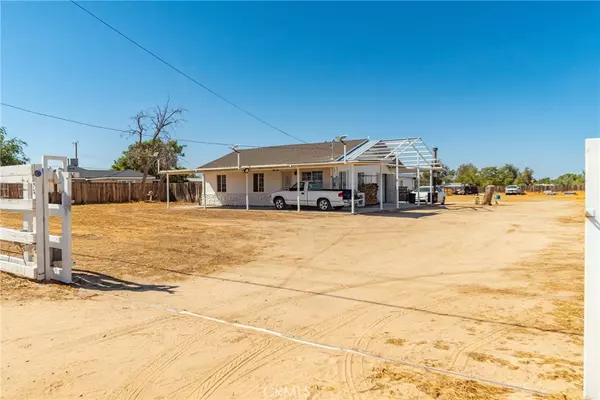 9139 W Avenue F8, Lancaster, CA 93536