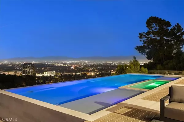 Encino, CA 91436,4125 Royal Crest PL