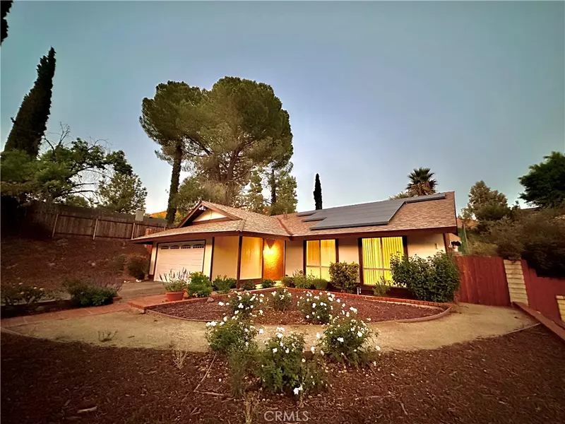 30420 Jasmine Valley DR, Canyon Country, CA 91387