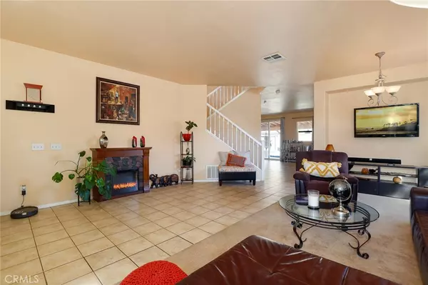 Lancaster, CA 93535,44232 Sunmist CT