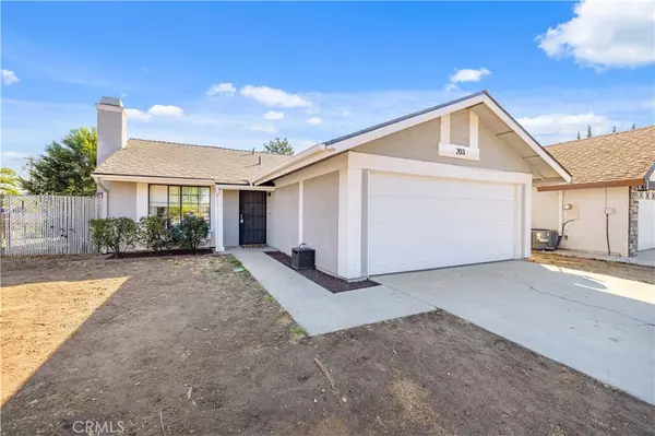 203 Meadowbrook CT, Tehachapi, CA 93561