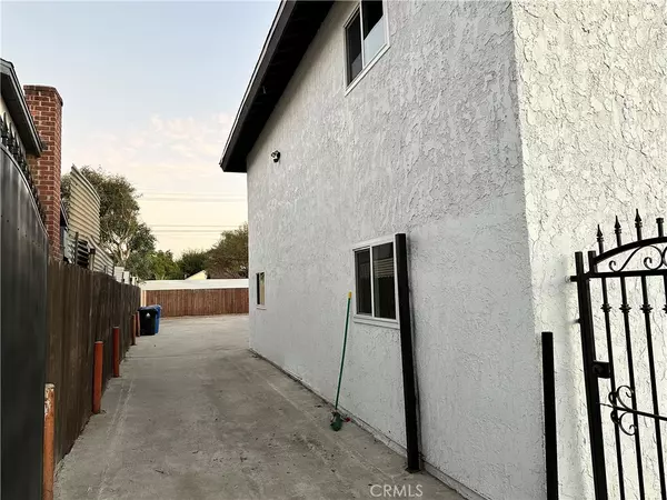 Mission Hills (san Fernando), CA 91345,14640 Brand BLVD