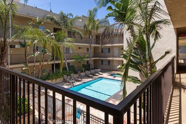 11044 Acama ST #202, Studio City, CA 91602