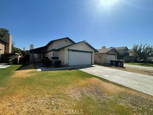 6300 Rhonda WAY, Bakersfield, CA 93307