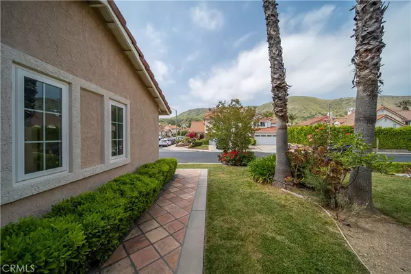 Porter Ranch, CA 91326,19666 Crystal Hills DR