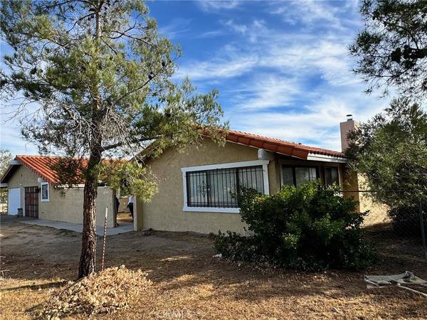 8295 E AVE, Hesperia, CA 92345