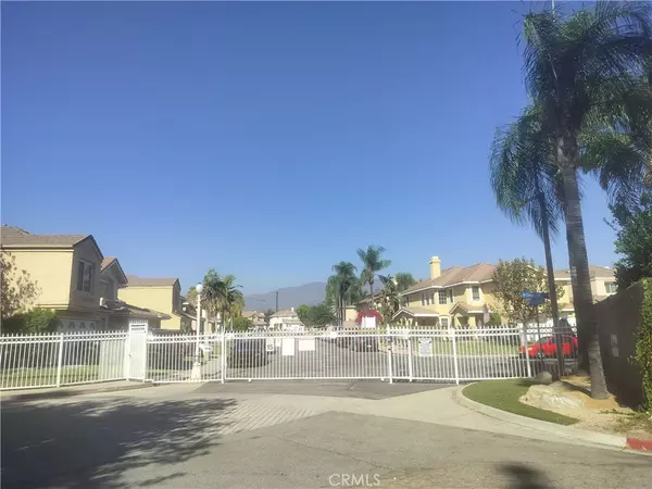 2410 N Towne AVE #24, Pomona, CA 91767