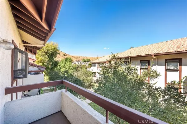 Canyon Country, CA 91387,18168 Sundowner WAY #1018