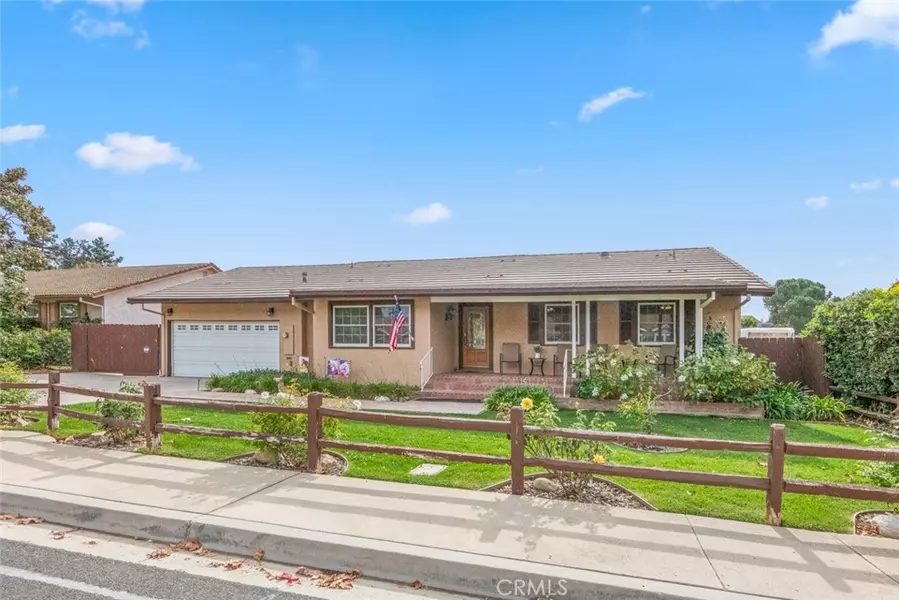 1306 Mellow LN, Simi Valley, CA 93065