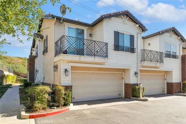 16706 Nicklaus DR #80, Sylmar, CA 91342