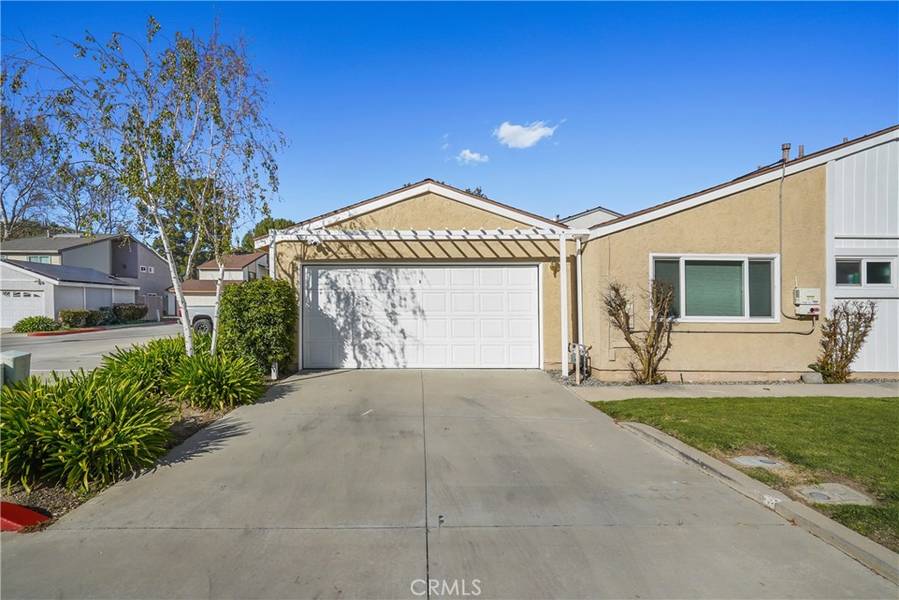 2418 Stow ST, Simi Valley, CA 93063