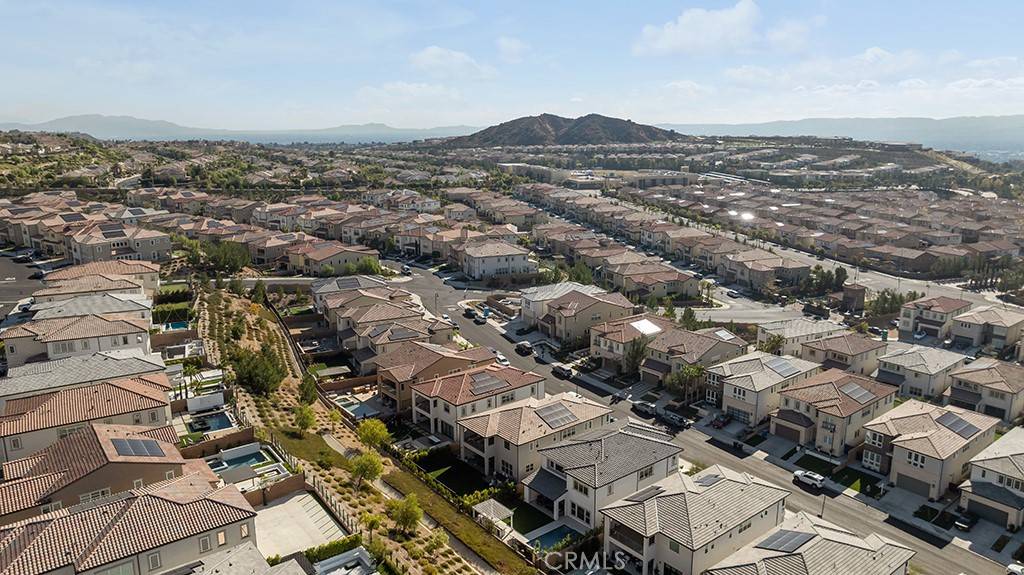 Porter Ranch, CA 91326,20725 W Bluebird CT
