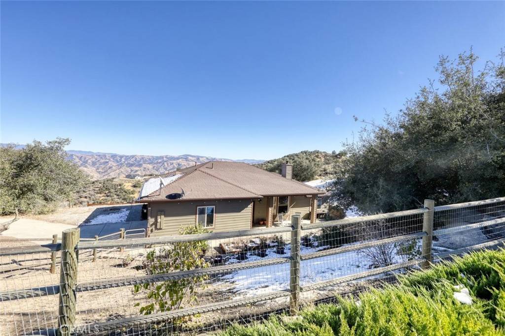 Tehachapi, CA 93561,24840 Keene CT