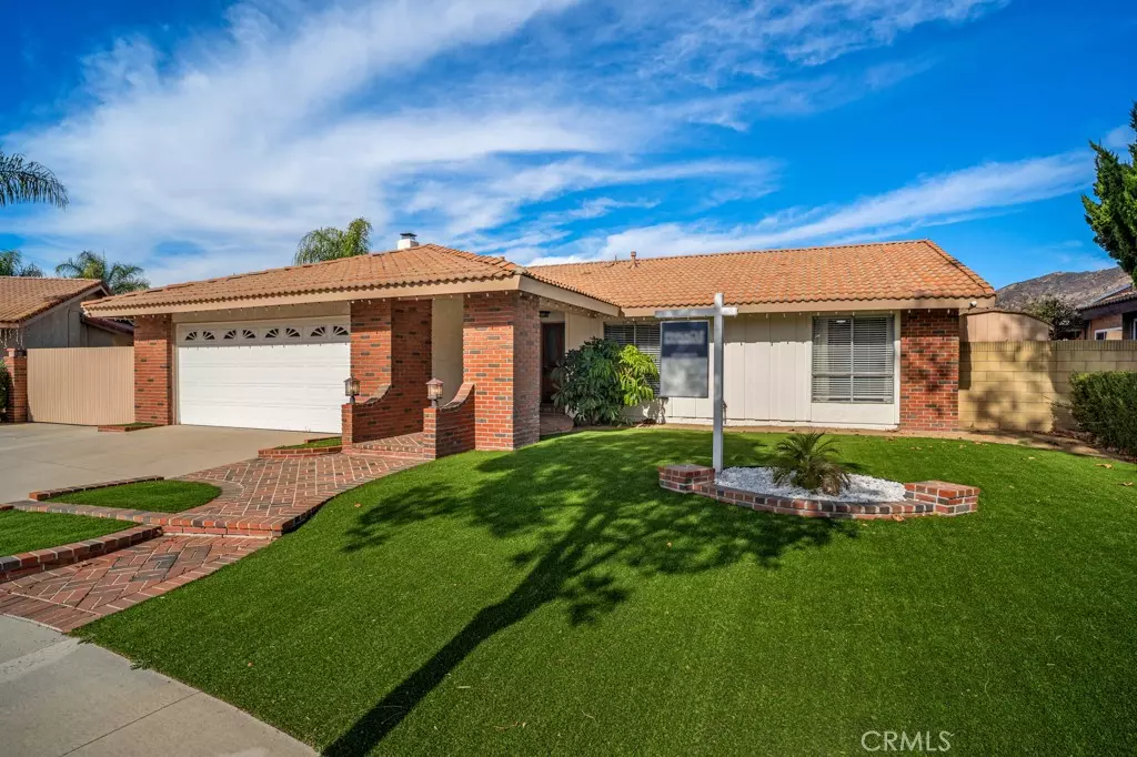 Simi Valley, CA 93063,6453 Dowel DR