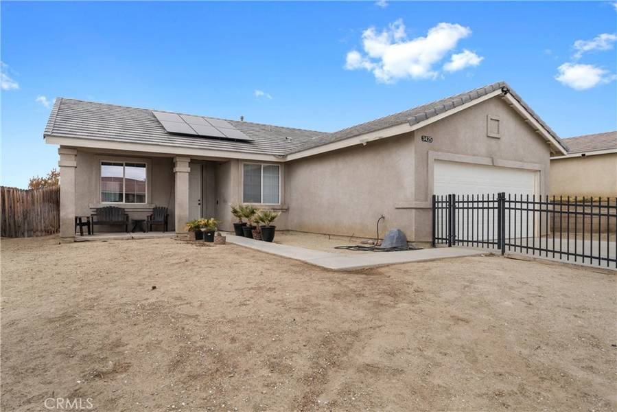 3425 Starjet ST, Rosamond, CA 93560