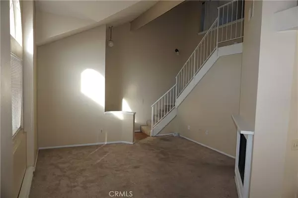 Canyon Country, CA 91351,26870 Claudette ST #702