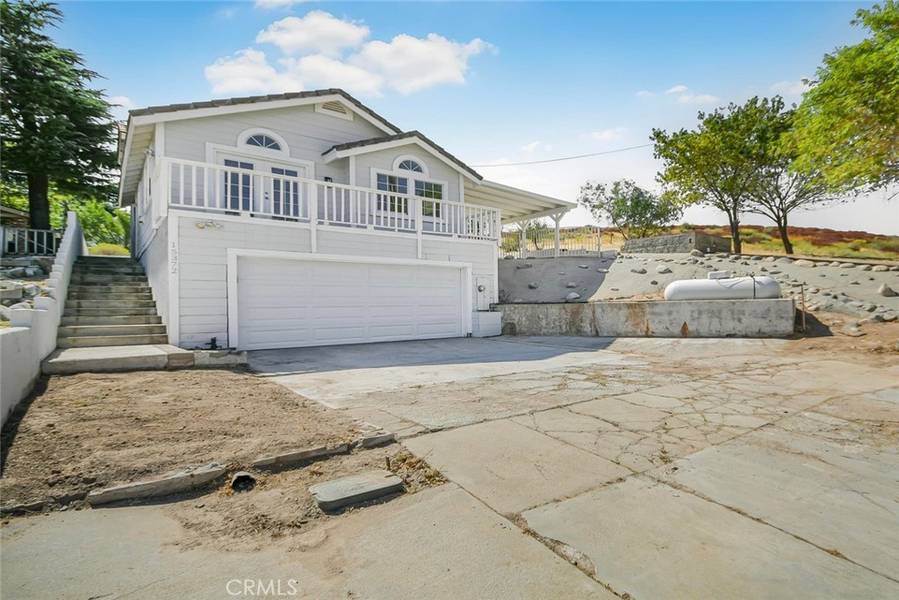 15372 Sandrock DR, Lake Hughes, CA 93532