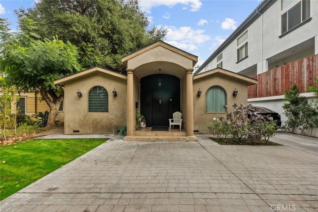 4216 Greenbush AVE, Sherman Oaks, CA 91423