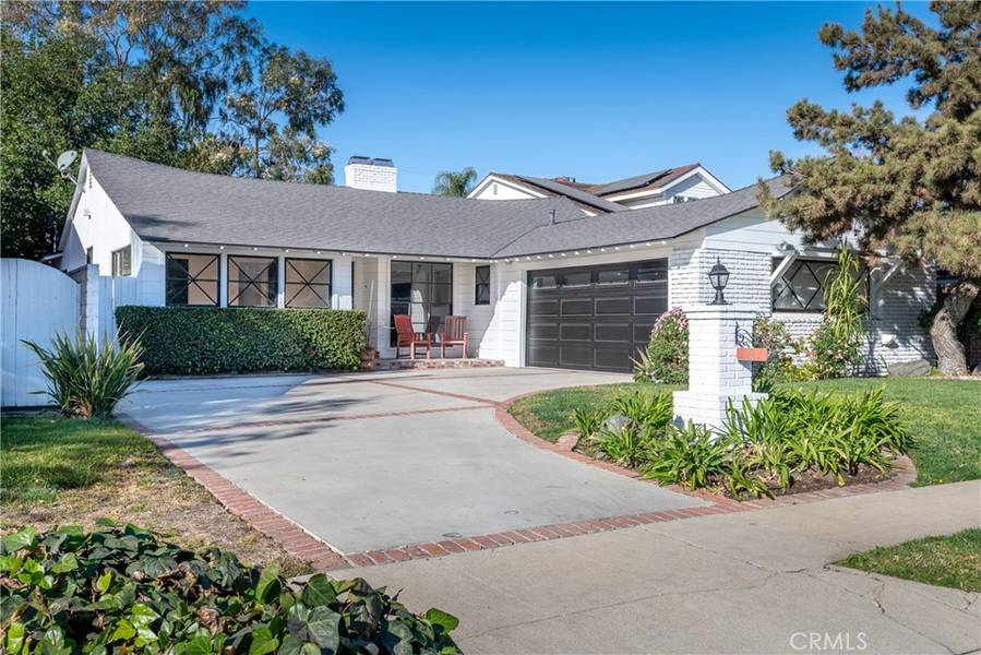 5505 Saloma AVE, Sherman Oaks, CA 91411