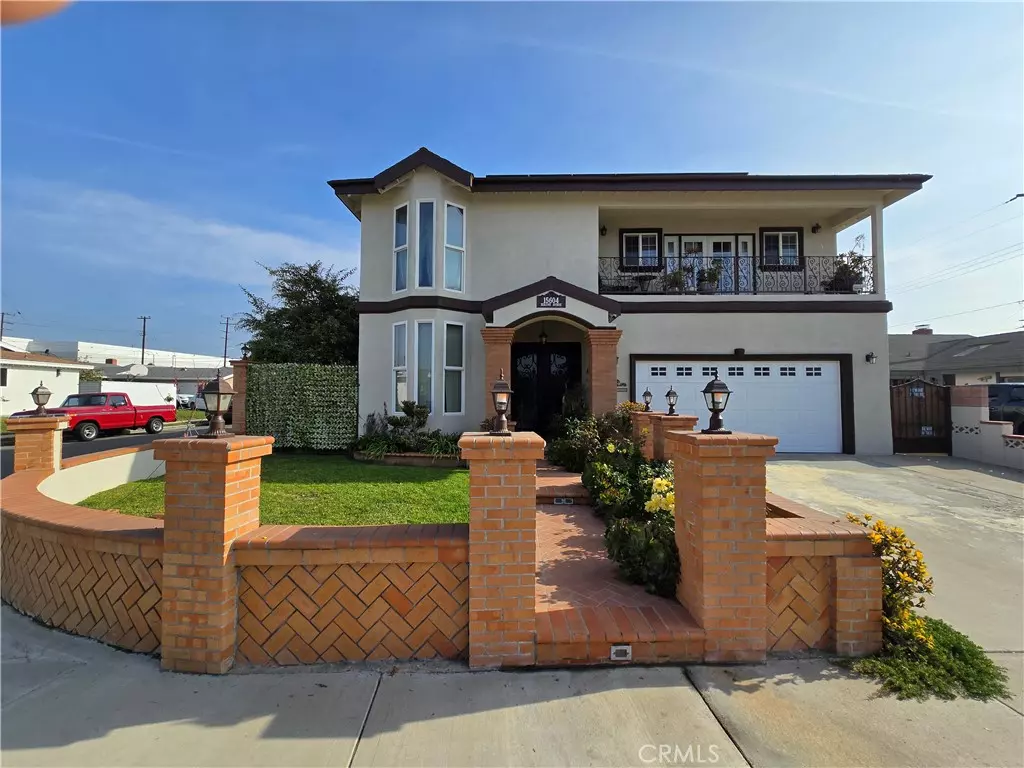 Gardena, CA 90248,15604 Deblynn AVE