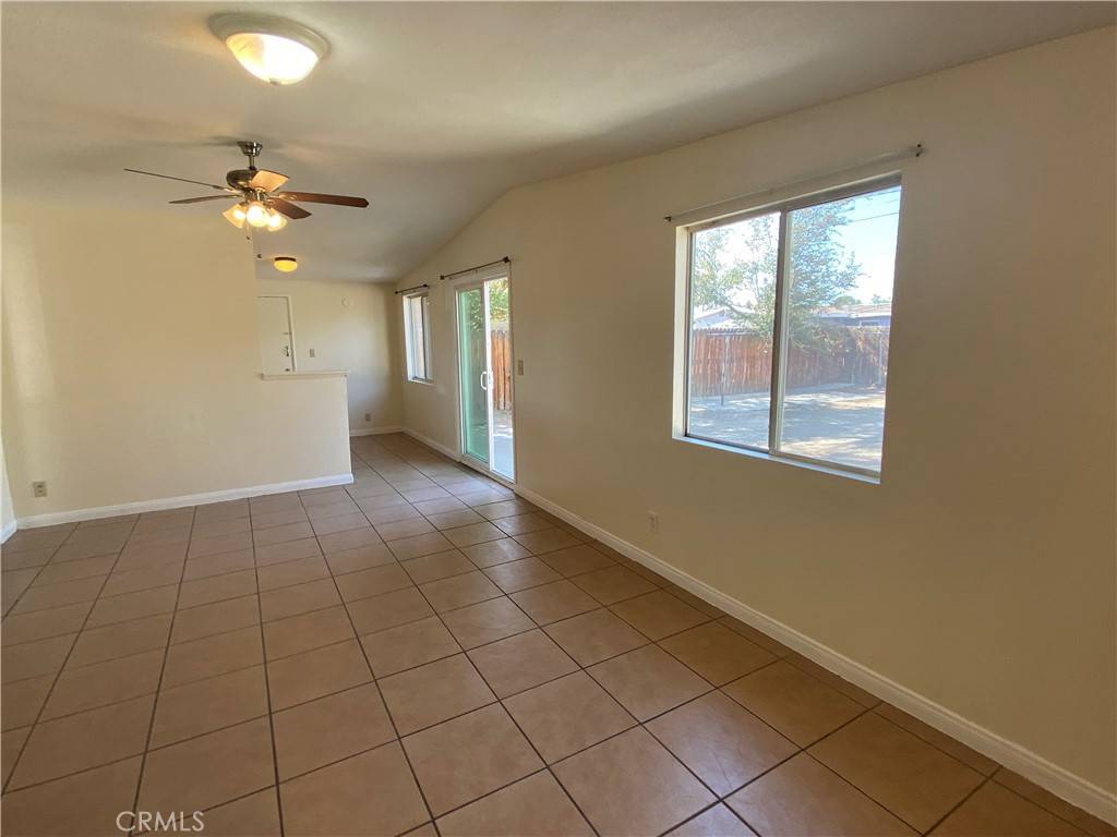 Lancaster, CA 93534,719 W Avenue H13