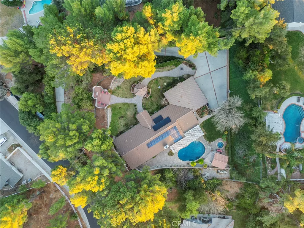 Canyon Country, CA 91387,15838 Falconrim DR