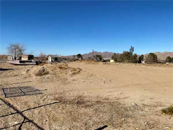 Lucerne Valley, CA 92356,9353 Cody RD