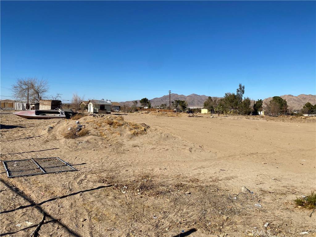 Lucerne Valley, CA 92356,9353 Cody RD