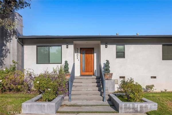 Studio City, CA 91604,3702 Willowcrest AVE