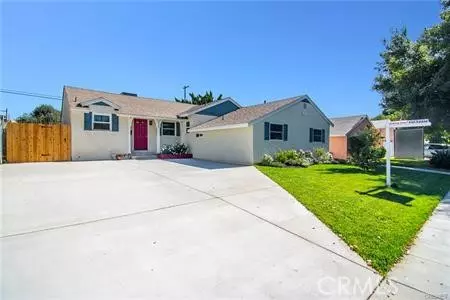 6448 Whitaker AVE, Lake Balboa, CA 91406