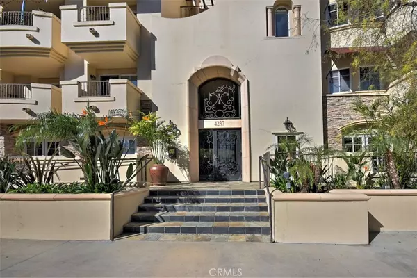 Studio City, CA 91604,4237 Longridge AVE #403