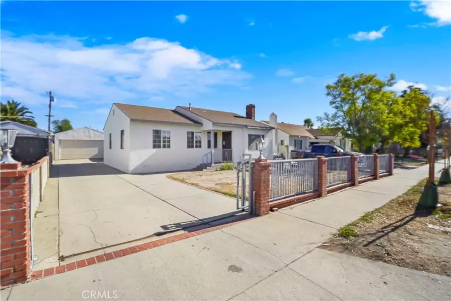 7554 IRVINE AVE, North Hollywood, CA 91605