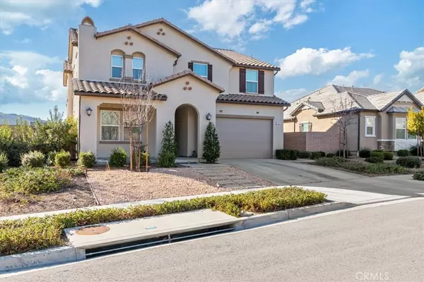 Simi Valley, CA 93065,303 Almond LN