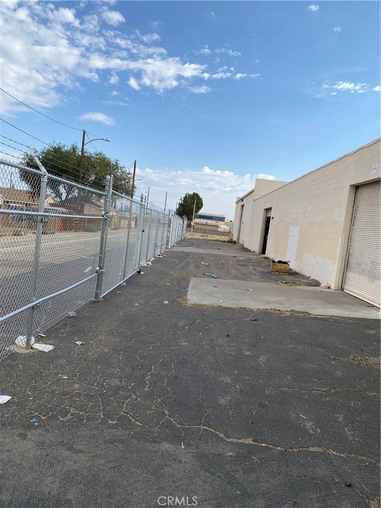 Lancaster, CA 93534,44820 Yucca AVE