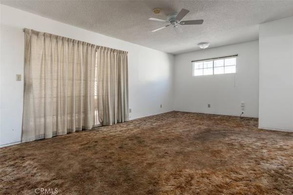 Palmdale, CA 93550,1250 E Avenue R3