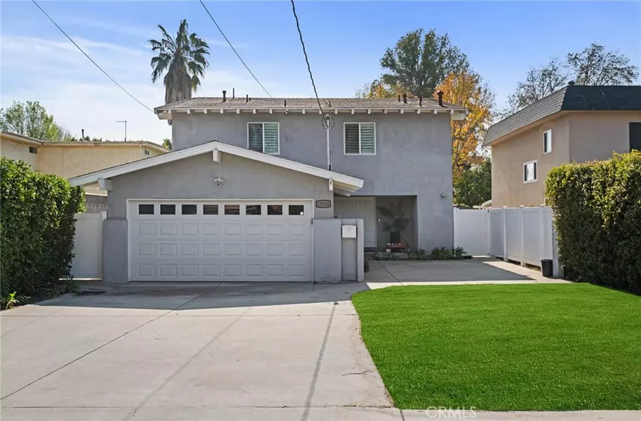 13724 Erwin ST, Valley Glen, CA 91401