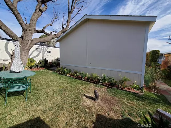 Saugus, CA 91390,29021 Bouquet Canyon RD #301