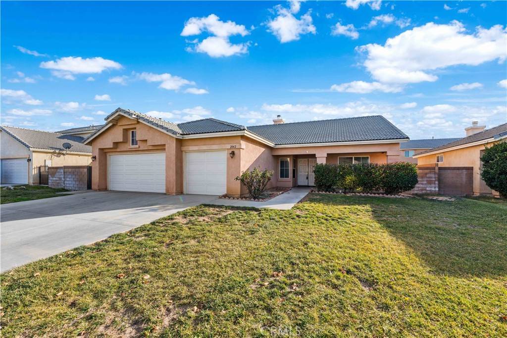 2042 W Avenue J5, Lancaster, CA 93536