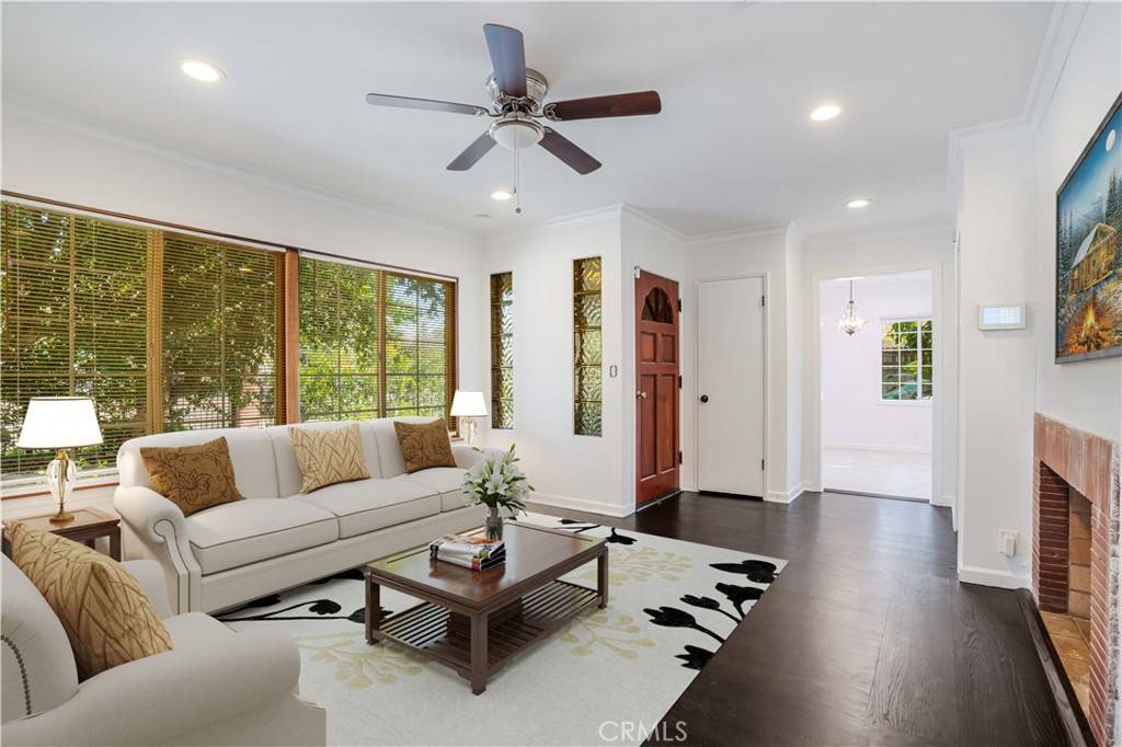 Valley Glen, CA 91401,5825 Fulton AVE