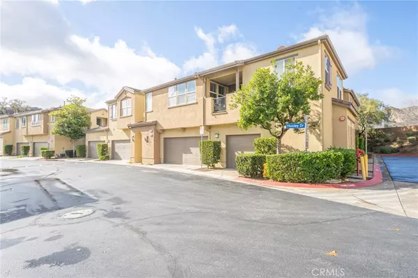 25533 Huxley DR #305, Stevenson Ranch, CA 91381