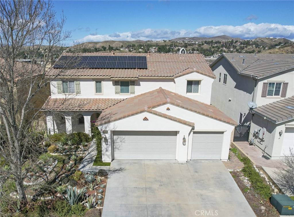 Canyon Country, CA 91387,27465 English Ivy LN