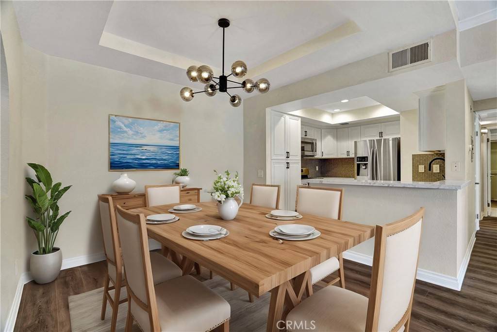 14960 Dickens ST #307, Sherman Oaks, CA 91403
