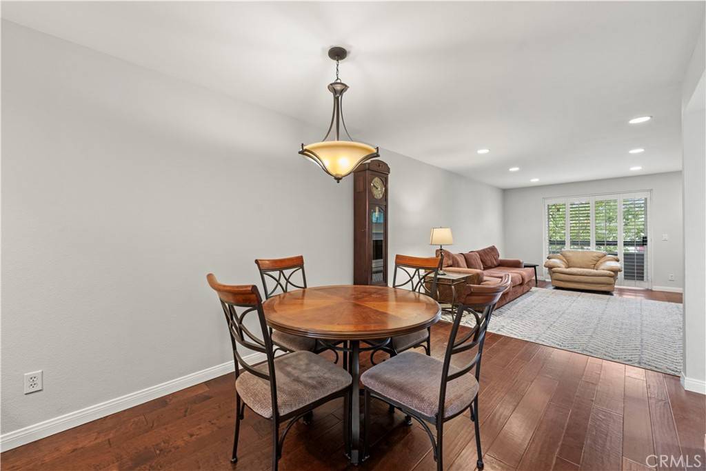 Canyon Country, CA 91351,26914 Rainbow Glen DR #211