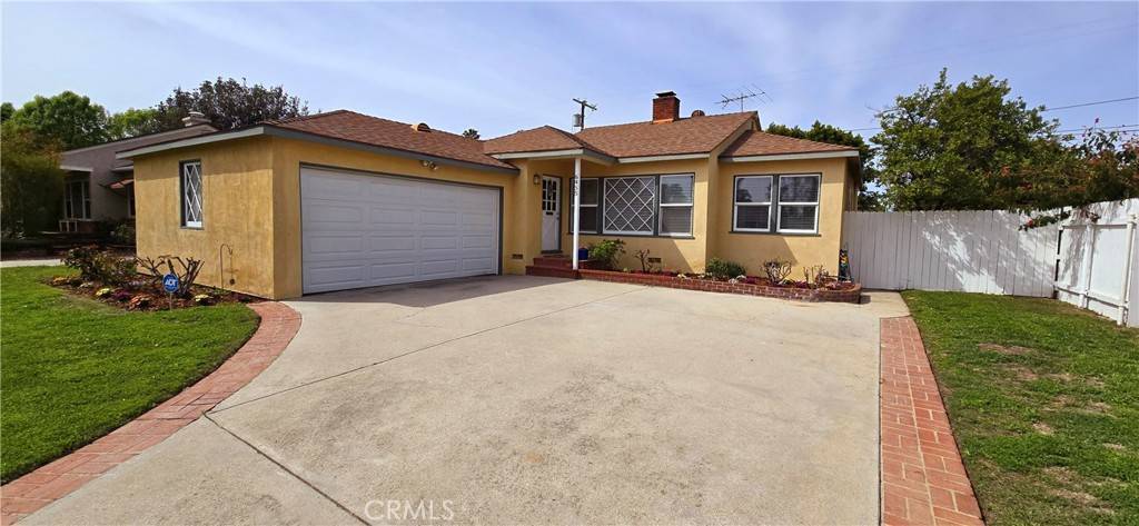 6455 Amigo AVE, Reseda, CA 91335